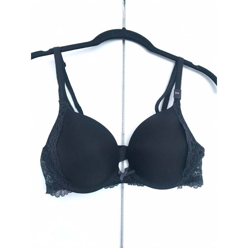 Victoria’s Secret Black push up bra - Size 34 B